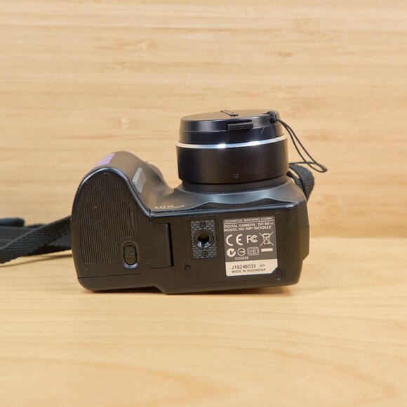 Olympus SP-500UZ 6 MP Digital Camera, 10x Optical Zoom - Picture 7 of 9